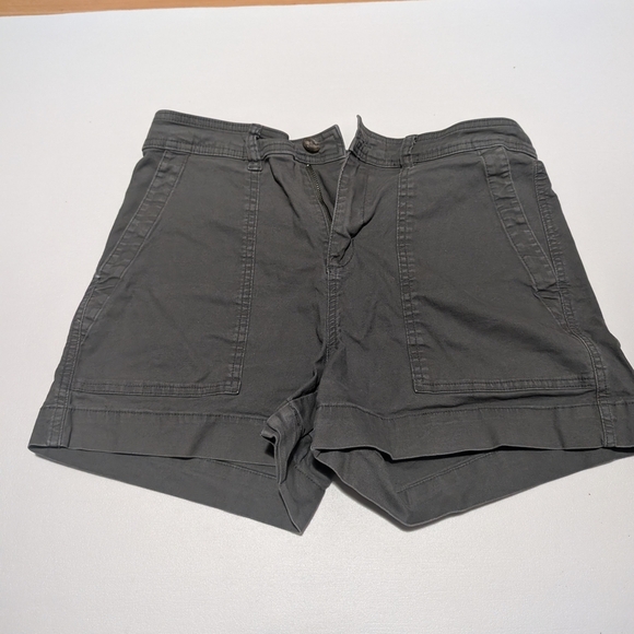 a new day Pants - 🛍️4 For$15🛍️A New Day Green Bermuda Shorts Casual Cotton Blend